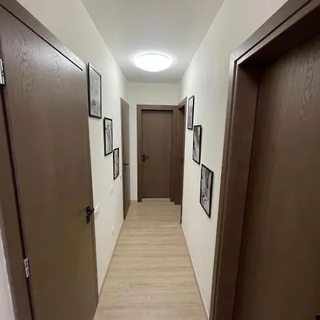 Urban 2 Bedroom アパート