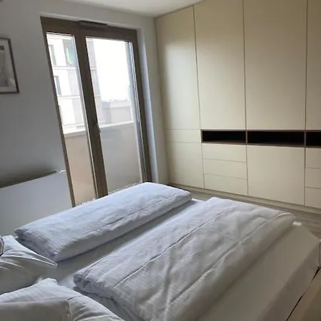 דירה Urban 2 Bedroom ברטיסלאבה